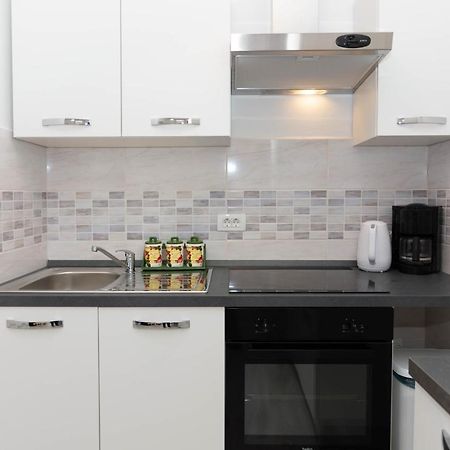Apartment Ana Pula Ngoại thất bức ảnh