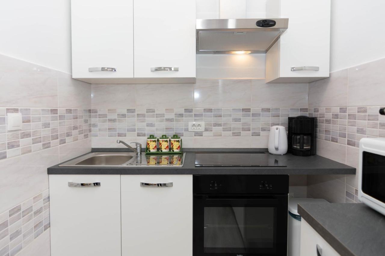 Apartment Ana Pula Ngoại thất bức ảnh