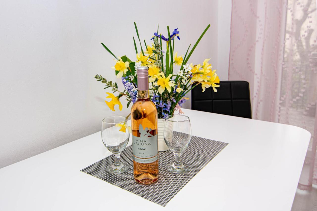 Apartment Ana Pula Ngoại thất bức ảnh